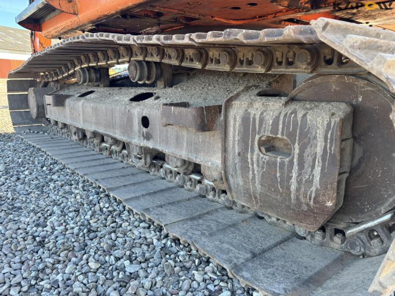 Doosan DX 225LC excavator 49