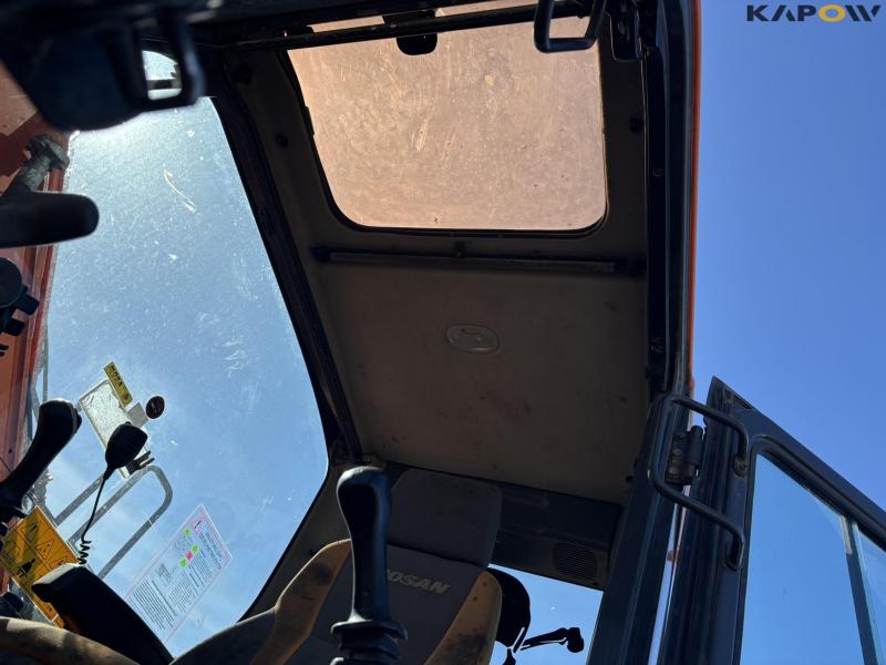 Doosan DX 225LC excavator 58