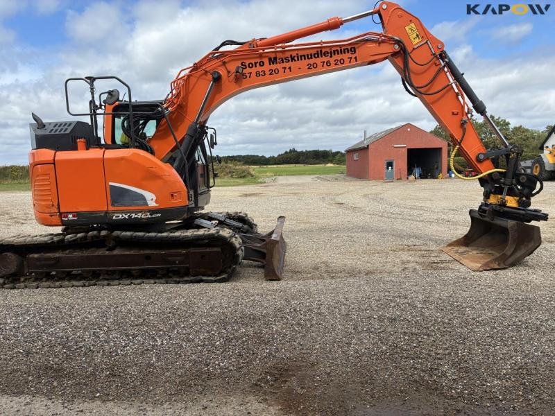 Doosan DX140LCR-5 excavator 4
