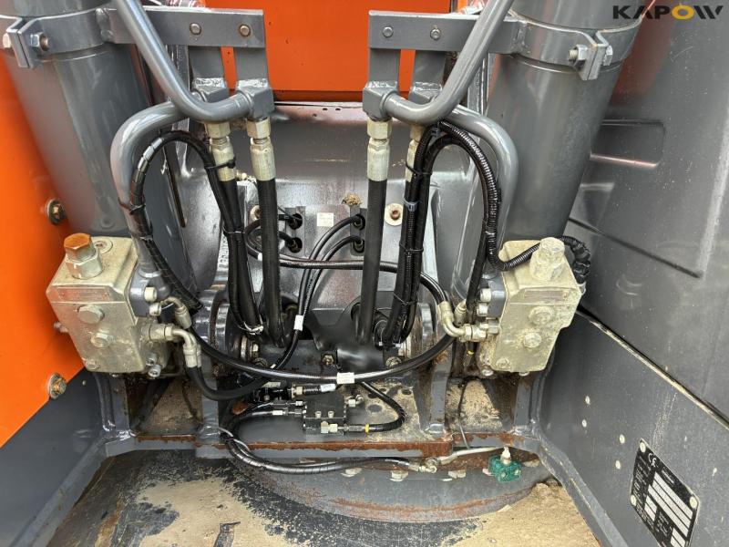 Doosan DX140LCR-5 excavator 10