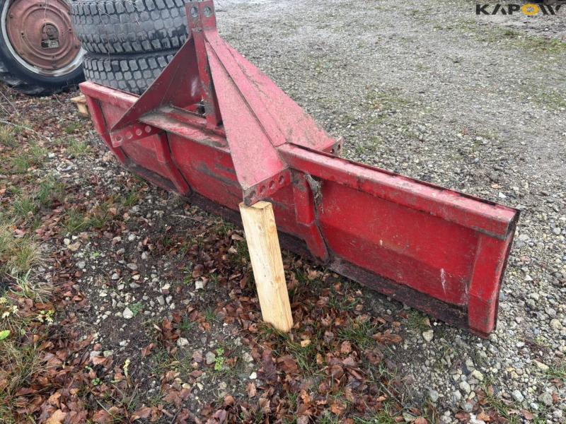 Dozer blade 5
