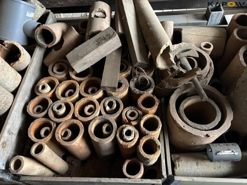 Drainage material 27