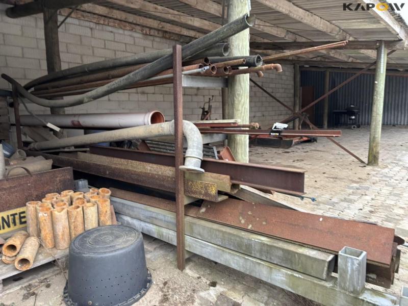 Drainage material 32