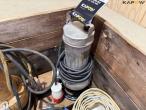 Submersible pump and drain pump 22