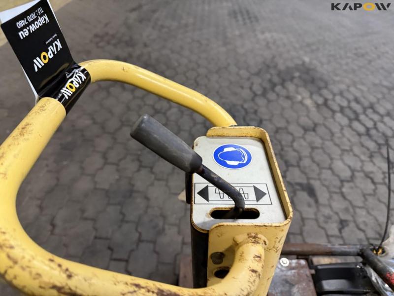 Dynapac LG160 plate vibrator 20