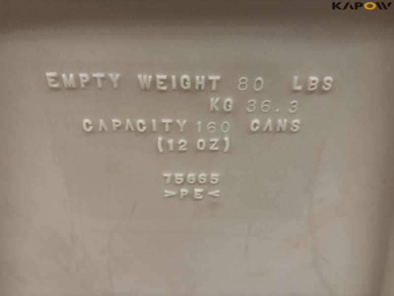 E-Z-GO Refresher bed container with lid 16