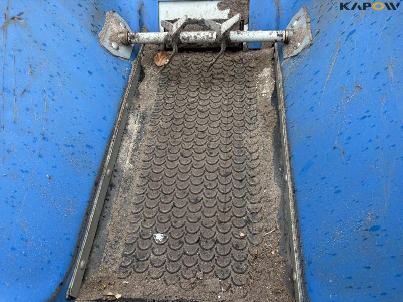 ECOLAWN ECO 50 topdresser/sand spreader 33