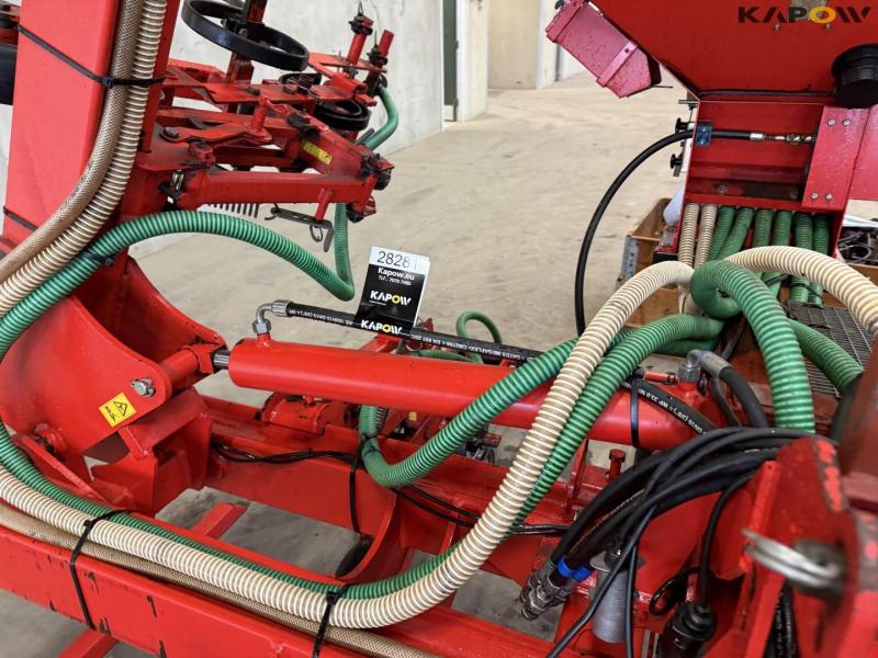 Eimböck 8 row corn cleaner with seed equipment 12