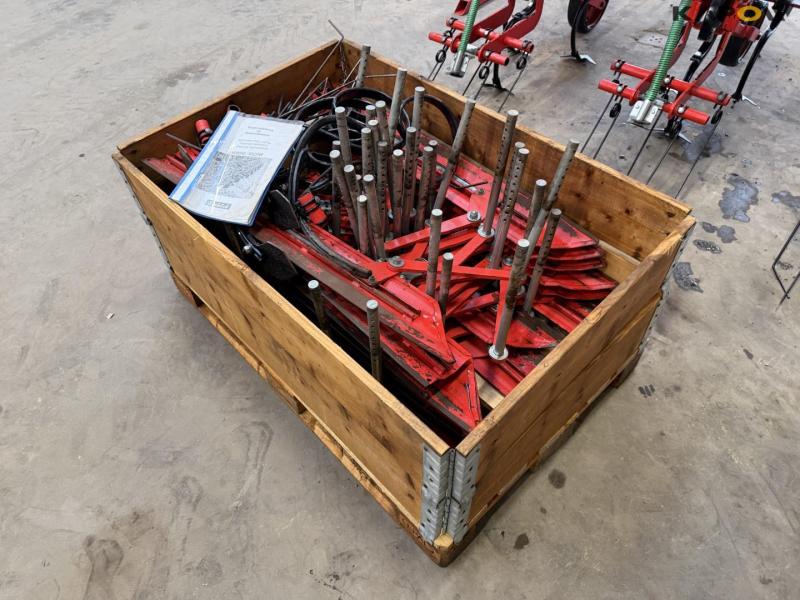 Eimböck 8 row corn cleaner with seed equipment 33