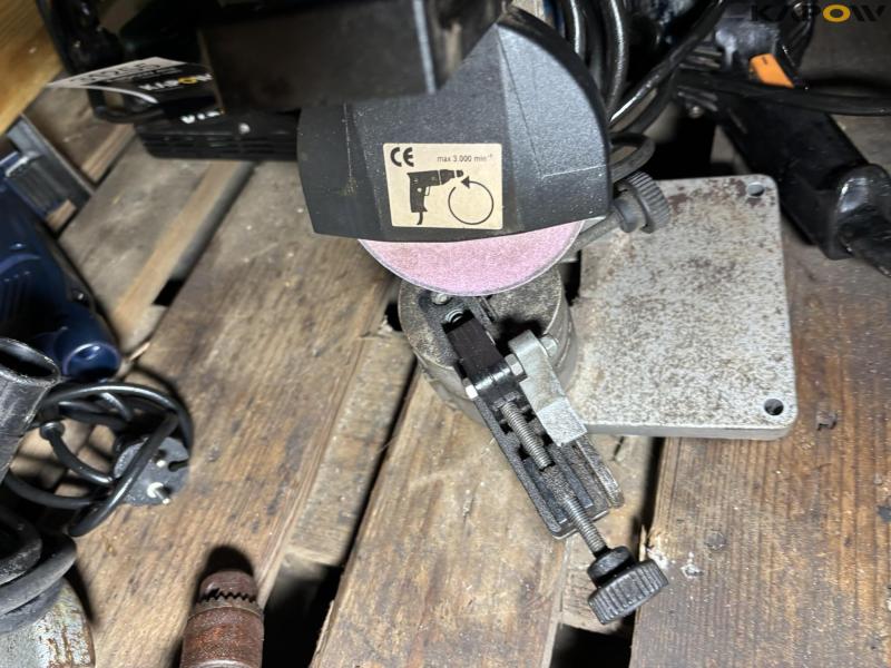 Electric hand tools 19