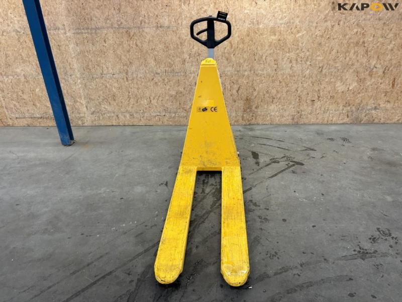 Electric pallet truck 2