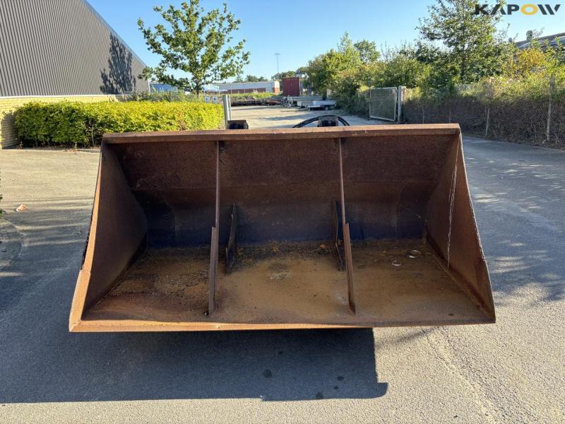 ELM HS 1220 truck bucket 2