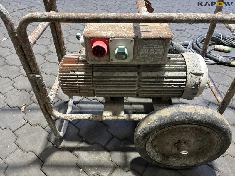 Electric motor with converter for concrete vibrator - 2 pcs. 7
