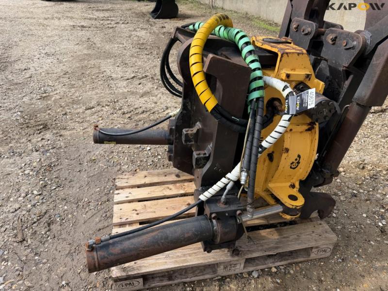 Engcon tiltrotator 9
