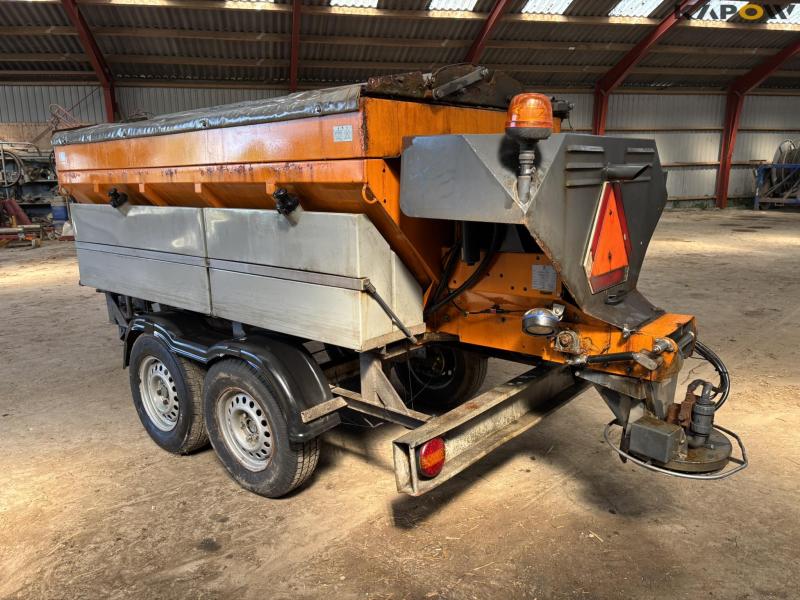 Epoke S2400 HS salt spreader 7