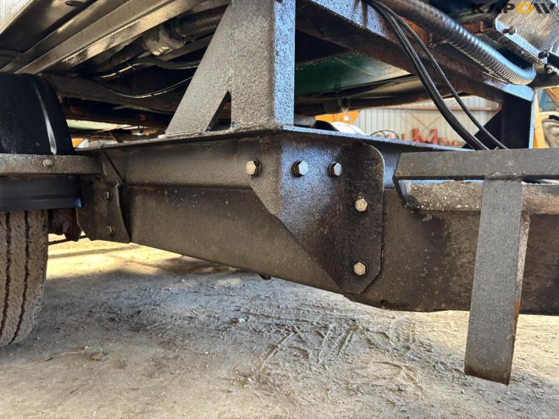 Epoke S2400 HS salt spreader 18