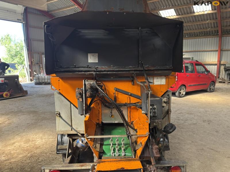 Epoke S2400 HS salt spreader 40