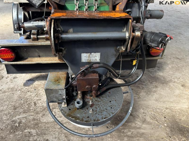 Epoke S2400 HS salt spreader 49