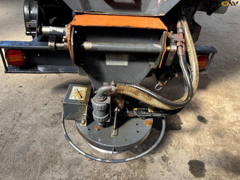 Epoke S2400 HS salt spreader 32