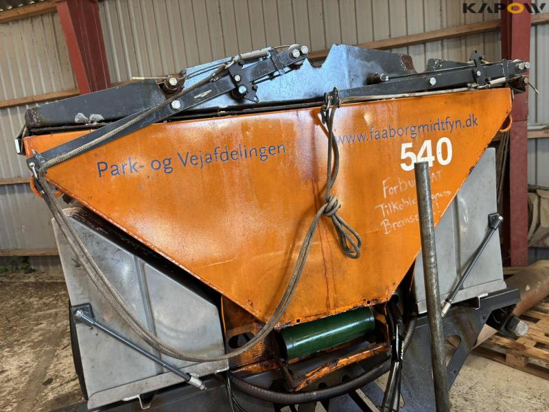 Epoke S2400 TS salt spreader 15