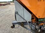 Epoke s2400 ts salt spreader 15