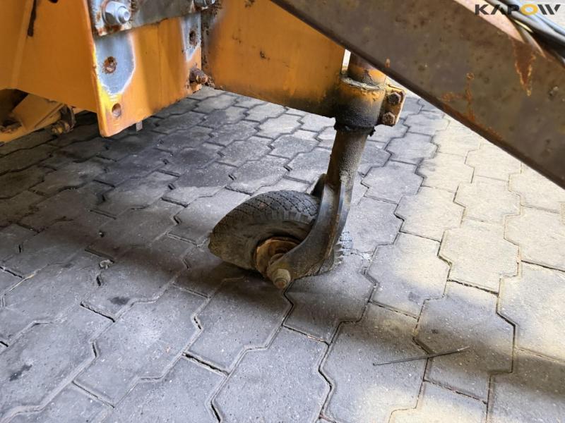 Epoch sand paver 13