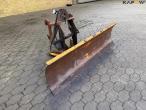 Epoke snow plow for skid steer loader 3