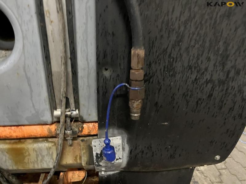 Epoch TP9k  salt spreader 17