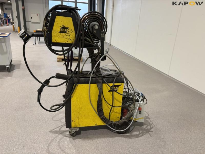 ESAB Mig 325 welder 8