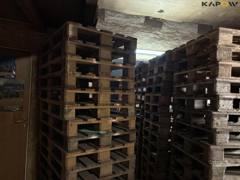 Euro pallets - 90 pcs. 13