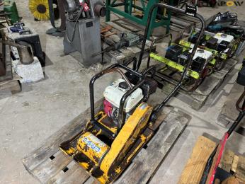 Euro Shatal PC1512 plate vibrator