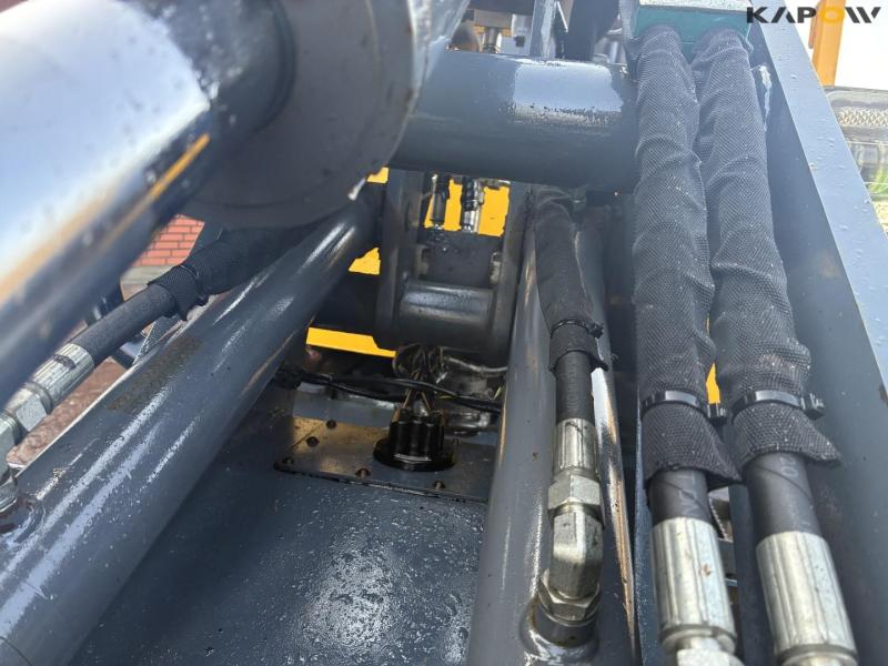 Eurotrac W12-MF skid steer loader 29