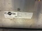 Draft beer system with kegs and carbon dioxide 24