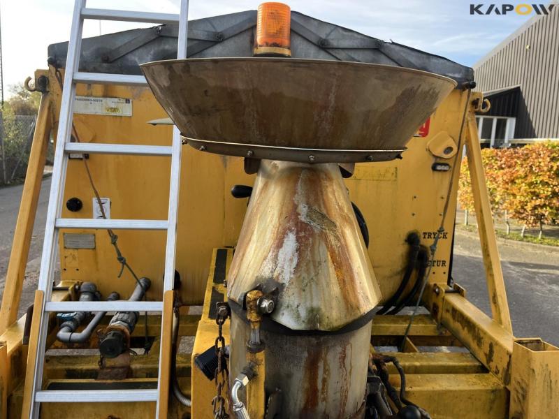 Falköping C-55 mixer salt spreader 26