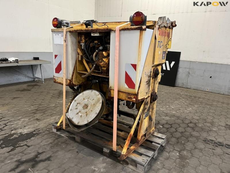 Falköping TC-05 Salt spreader 1