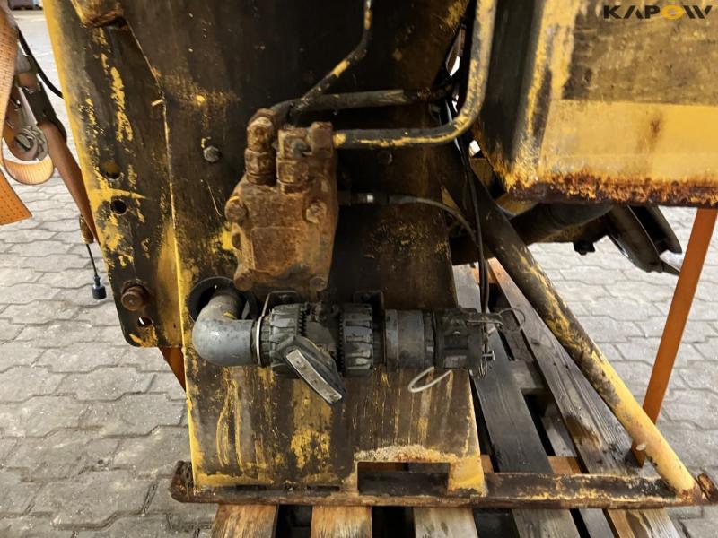 Falköping TC-05 Salt spreader 16