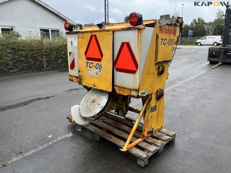 Falköping TC-05 salt spreader 5