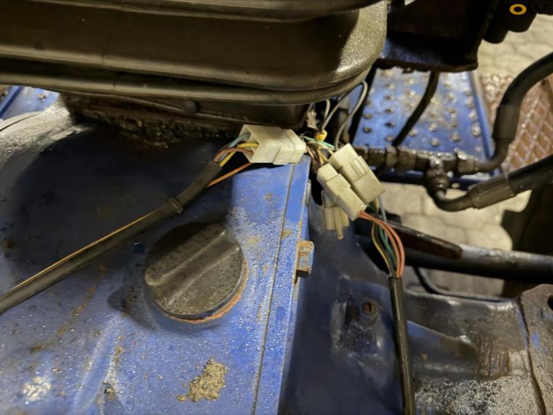 Farmtrac 545 DTC tractor 28