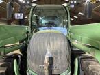 Fendt 516 Vario tractor with front loader 23