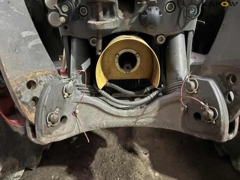 Fendt 720 Vario 4WD tractor 11