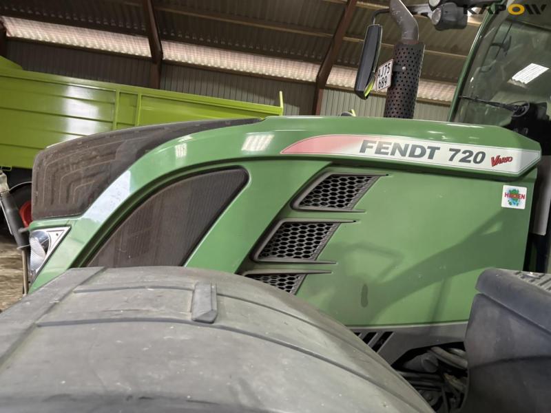 Fendt 720 Vario 4WD tractor 67
