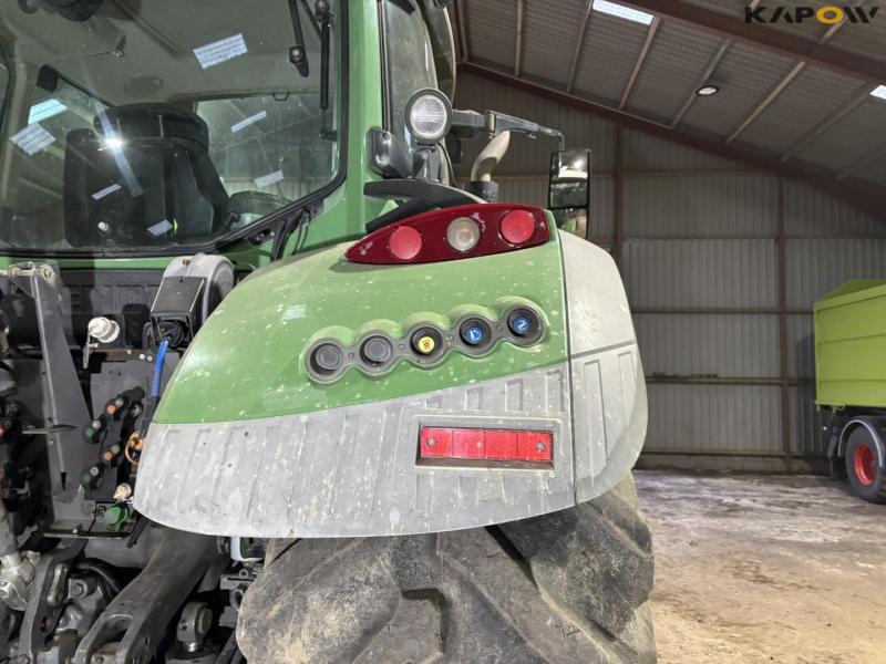 Fendt 724 Vario tractor 23