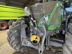 Fendt 724 Vario tractor 9