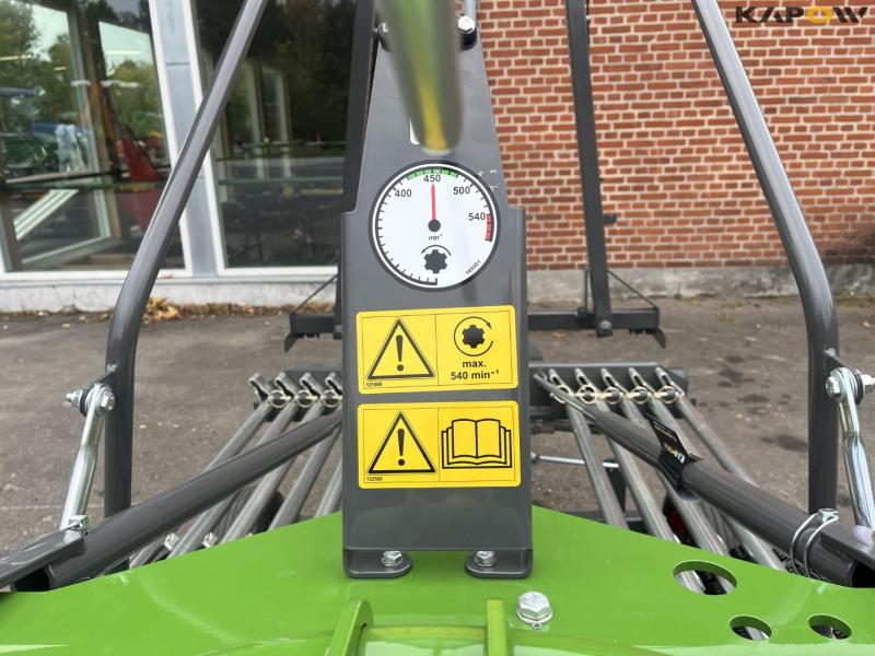 Fendt former 351 DN rake - New 12
