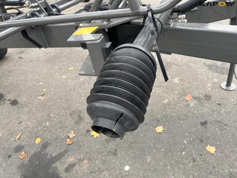 Fendt Lotus 1020T rake - New 13