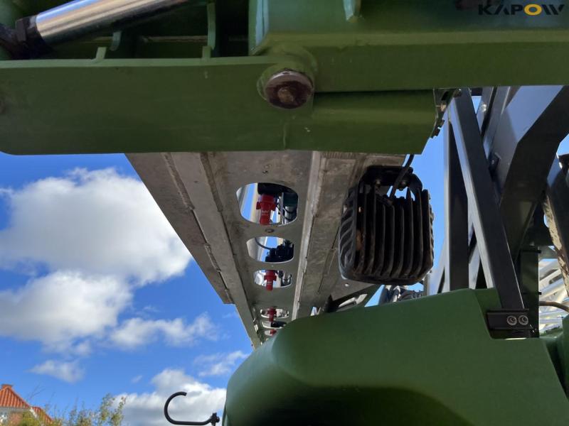 Fendt Rogator 344 trailer sprayer with 24 meter boom 34