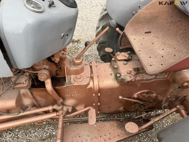 Ferguson 35 tractor 14