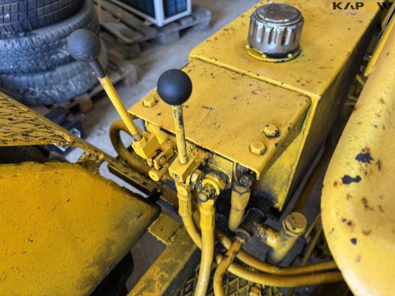 Ferguson pallet truck 24