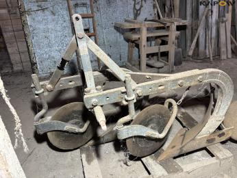 Ferguson plow 2 feet