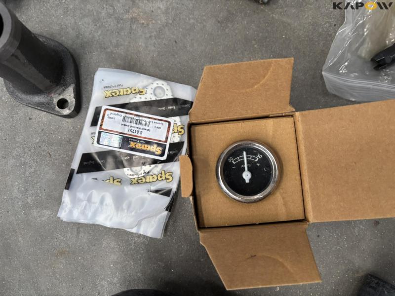 Ferguson spare parts - new 7
